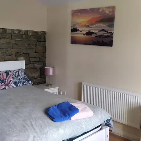 Lovely Cosy Close To Atlantic Beaches Dromore West
